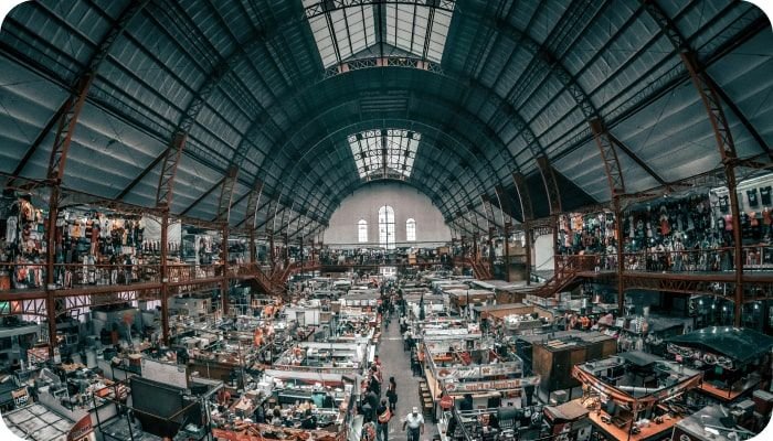 Post: Harnessing AI for E-commerce: Benefits and Development Steps | Codica