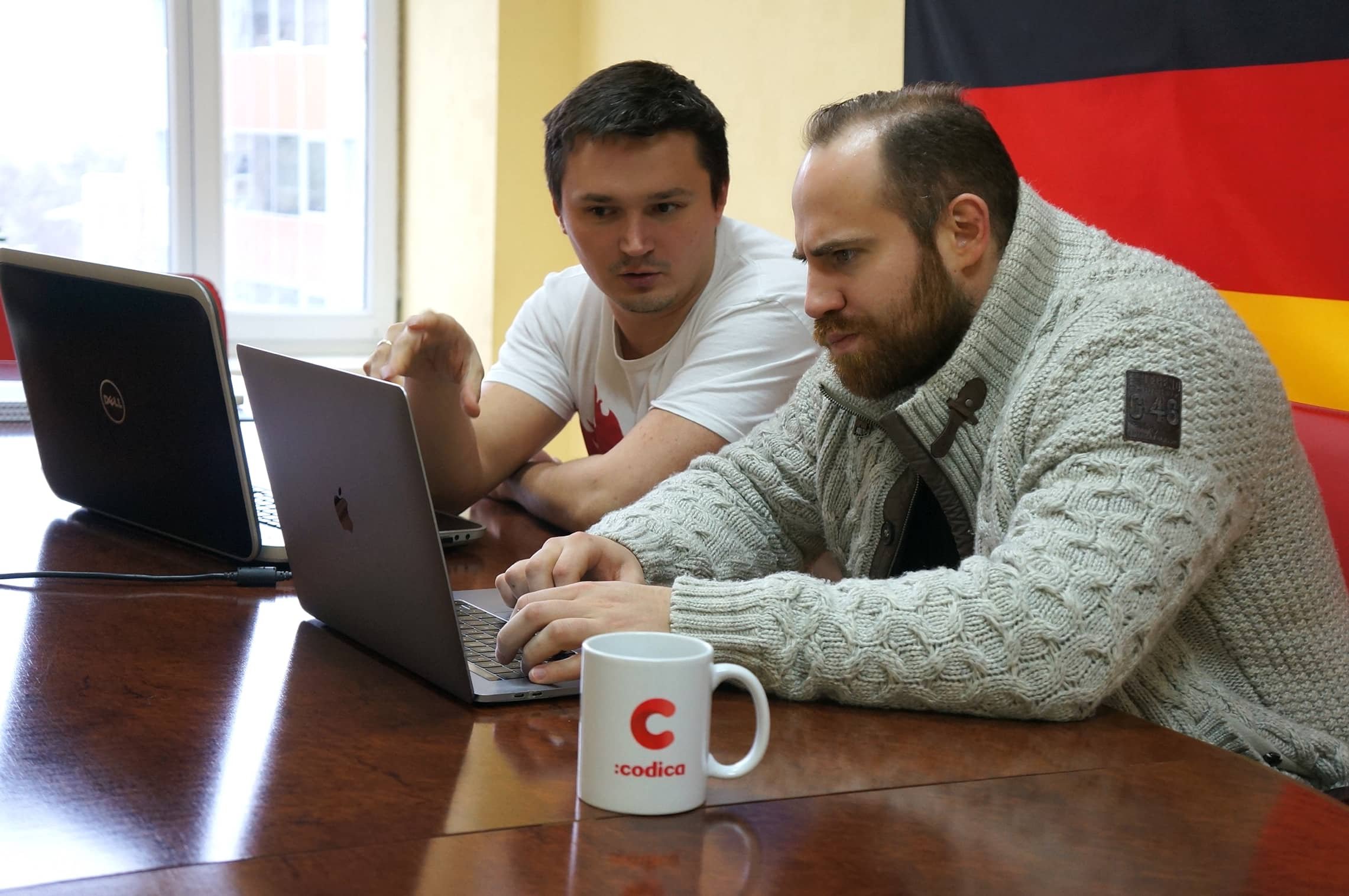 Tips for project managers: Set up effective communication | Codica